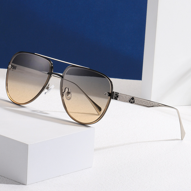 Fashionable Lady Woman 2022 Metal Sunglass Lentes De Sol De Metal Trendy Sunglasses