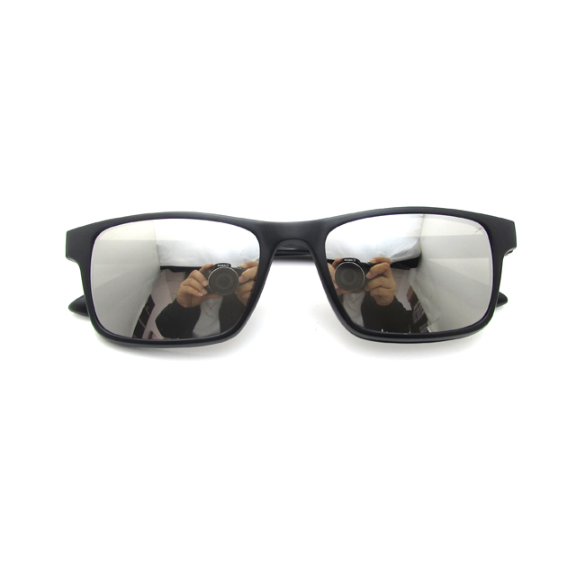 Hot Sale One TR90 Eyeglasses Frame With 5 Magnet Clip on Grey Polarized Lens Fashion Driving Sunglasseswith Bag Wholesale 